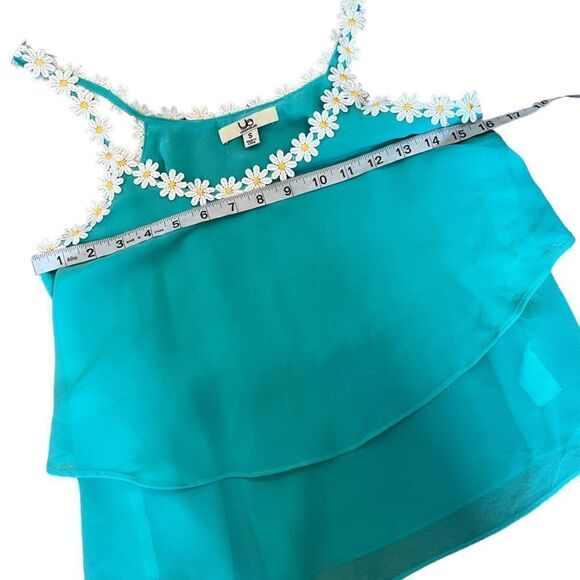 Light Green Floral Trim Lightweight Scoop Neck Flowy Chiffon Tiered Tank Top S - Picture 6 of 8